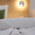Loutsiana Deluxe Apts アパートホテル 3*