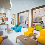 Loutsiana Deluxe Apts 3*