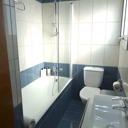 Loutsiana Deluxe Apts Ξενοδοχείο με διαμερίσματα