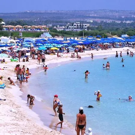 Loutsiana Deluxe Apts Ξενοδοχείο με διαμερίσματα