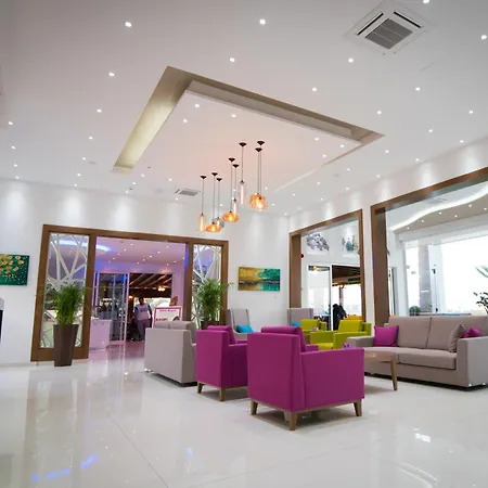 Ξενοδοχείο με διαμερίσματα Loutsiana Deluxe Apts