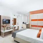 Loutsiana Deluxe Apts Hotel apartamentowy Ajia Napa