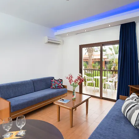 Aparthotel Loutsiana Deluxe Apts Ayia Napa