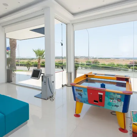 Loutsiana Deluxe Apts Aparthotel 3*