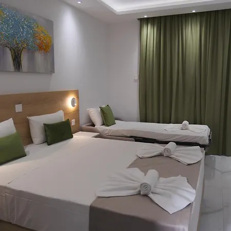 Lägenhetshotell Loutsiana Deluxe Apts 3*