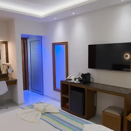 Aparthotel Loutsiana Deluxe Apts Ayia Napa