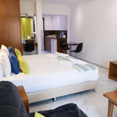 Aparthotel Loutsiana Deluxe Apts Ayia Napa