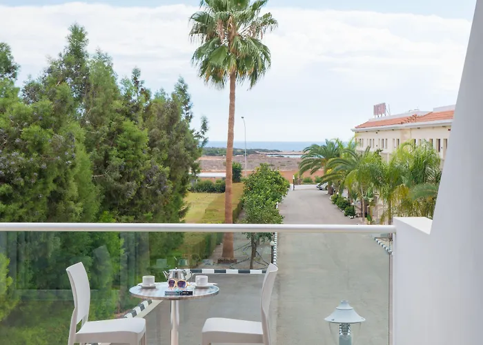 Lägenhetshotell Loutsiana Deluxe Apts