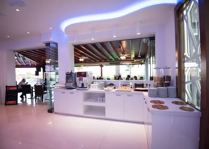 Loutsiana Deluxe Apts