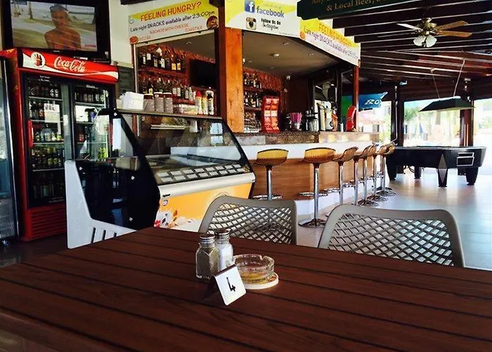 Loutsiana Deluxe Apts 3*