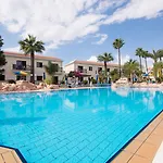 Loutsiana Deluxe Apts 3*