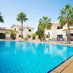 Loutsiana Deluxe Apts Apartahotel 3*