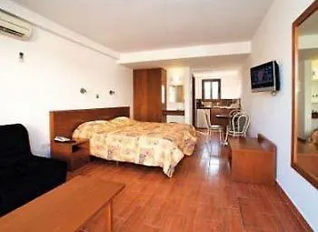 Loutsiana Deluxe Apts 3* Αγία Νάπα