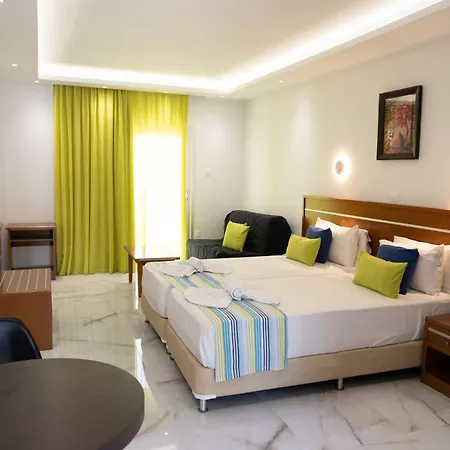 Loutsiana Deluxe Apts 3*