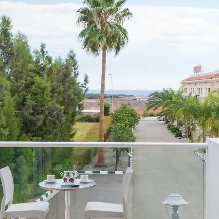 公寓式酒店 Loutsiana Deluxe Apts