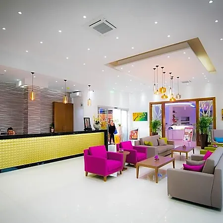 Aparthotel Loutsiana Deluxe Apts