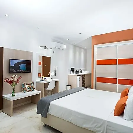 Loutsiana Deluxe Apts 3*