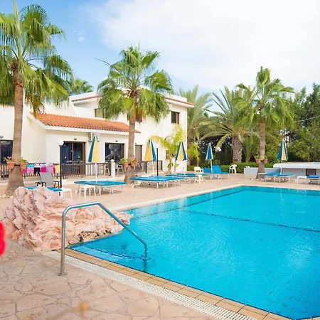 Loutsiana Deluxe Apts