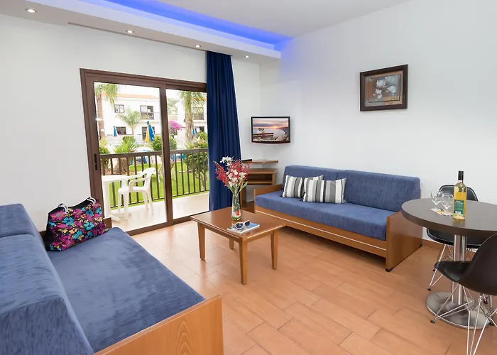 Lägenhetshotell Loutsiana Deluxe Apts Ayia Napa