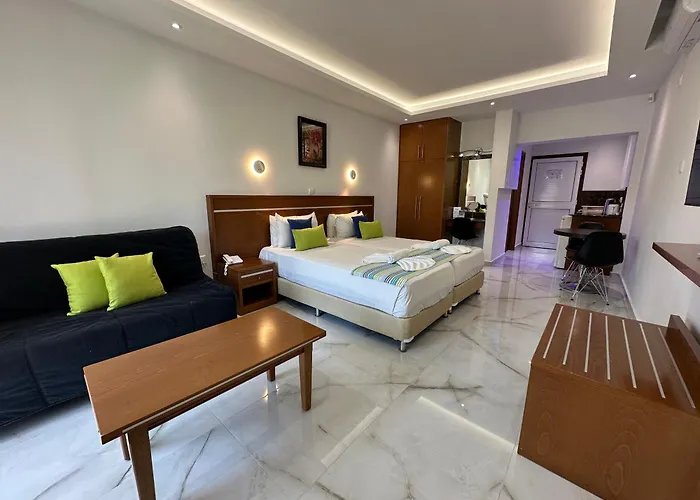 Lägenhetshotell Loutsiana Deluxe Apts 3*