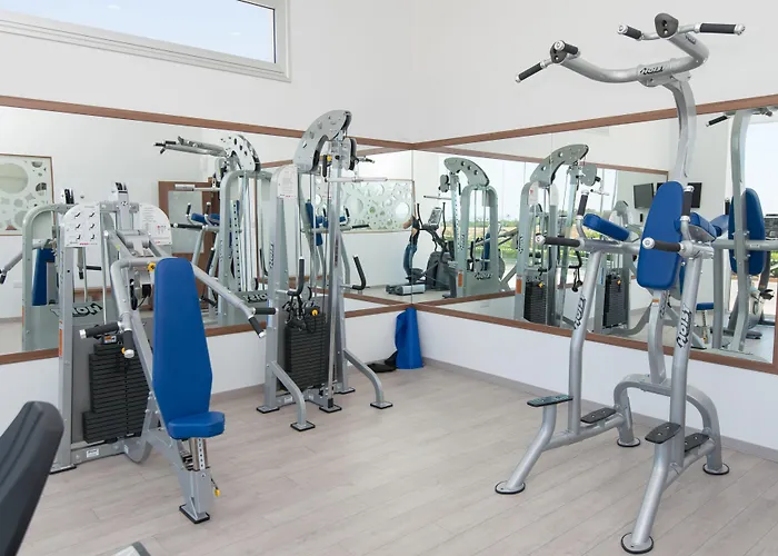 Loutsiana Deluxe Apts アパートホテル 3*