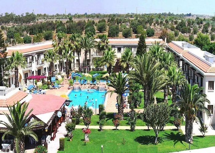Loutsiana Deluxe Apts 3*